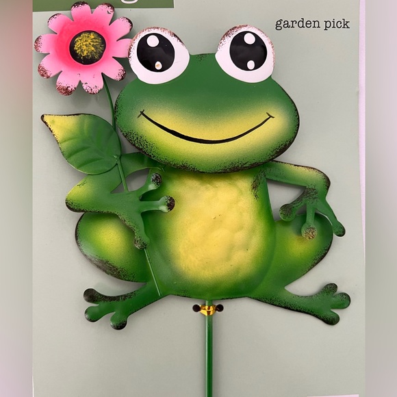 NWT - The Spring Shop - Garden Pick - Smiley Frog with Flower - Picture 5 of 6